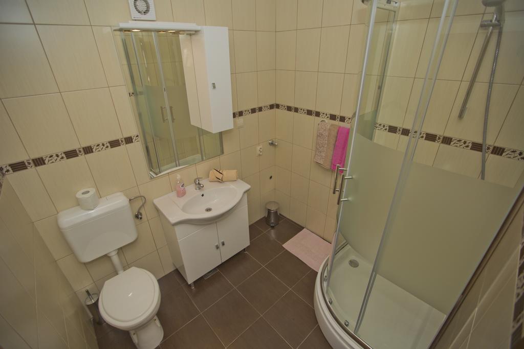 Apartmani Vini Hvar Town Extérieur photo