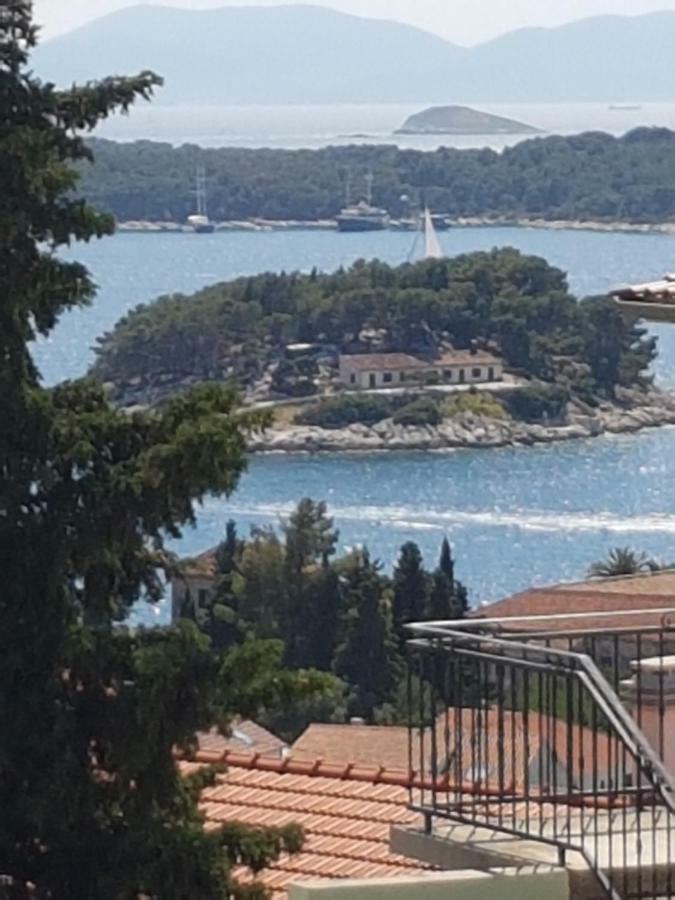 Apartmani Vini Hvar Town Extérieur photo